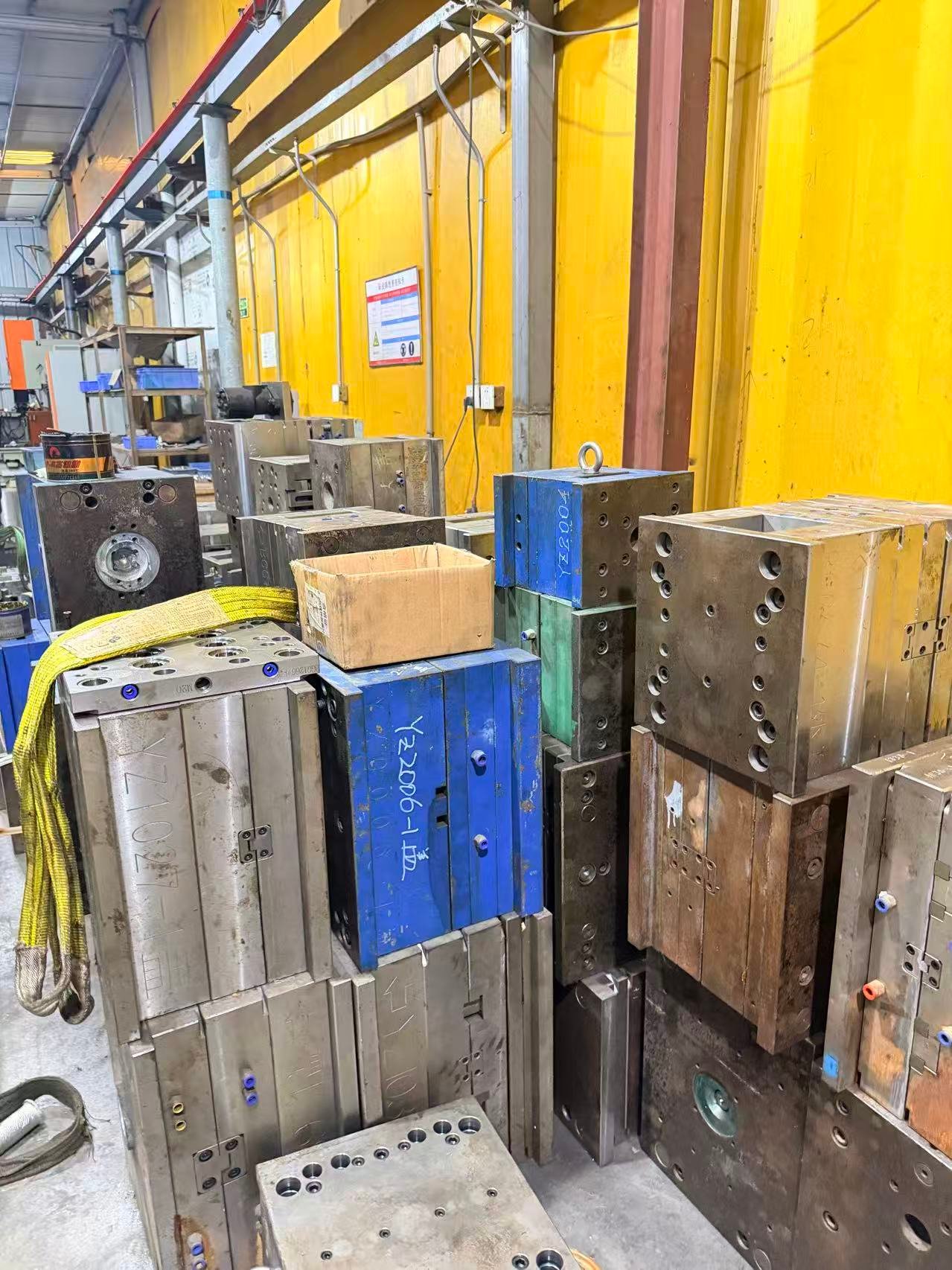 100,000-Class
Clean Workshop