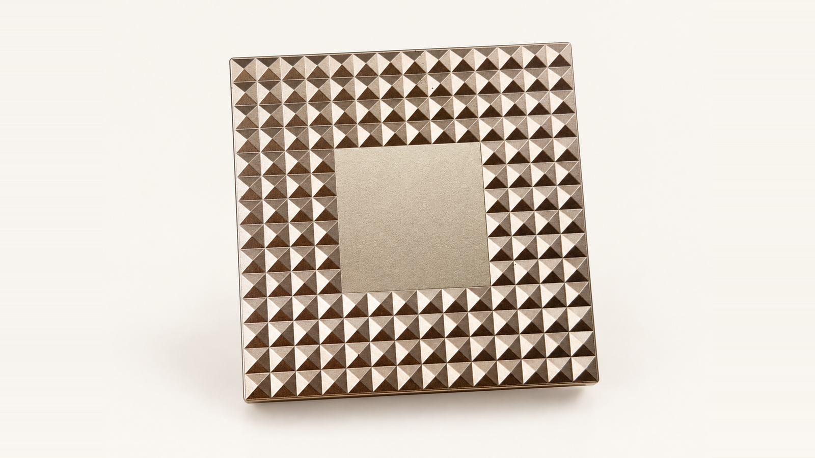 textured-metallic-finish