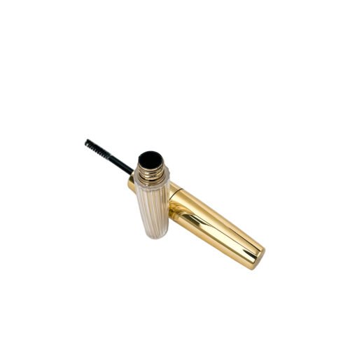 st-mc-004-01 Slim Gold Mascara Tube – a slim reflective gold-tone body narrows toward one end and pairs with a long cap